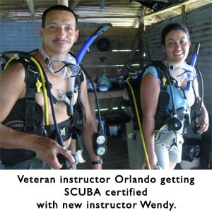 Orlando and Wendy getting SCUBA certified