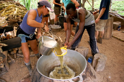 Homestay activities: Candy from Sugarcane!